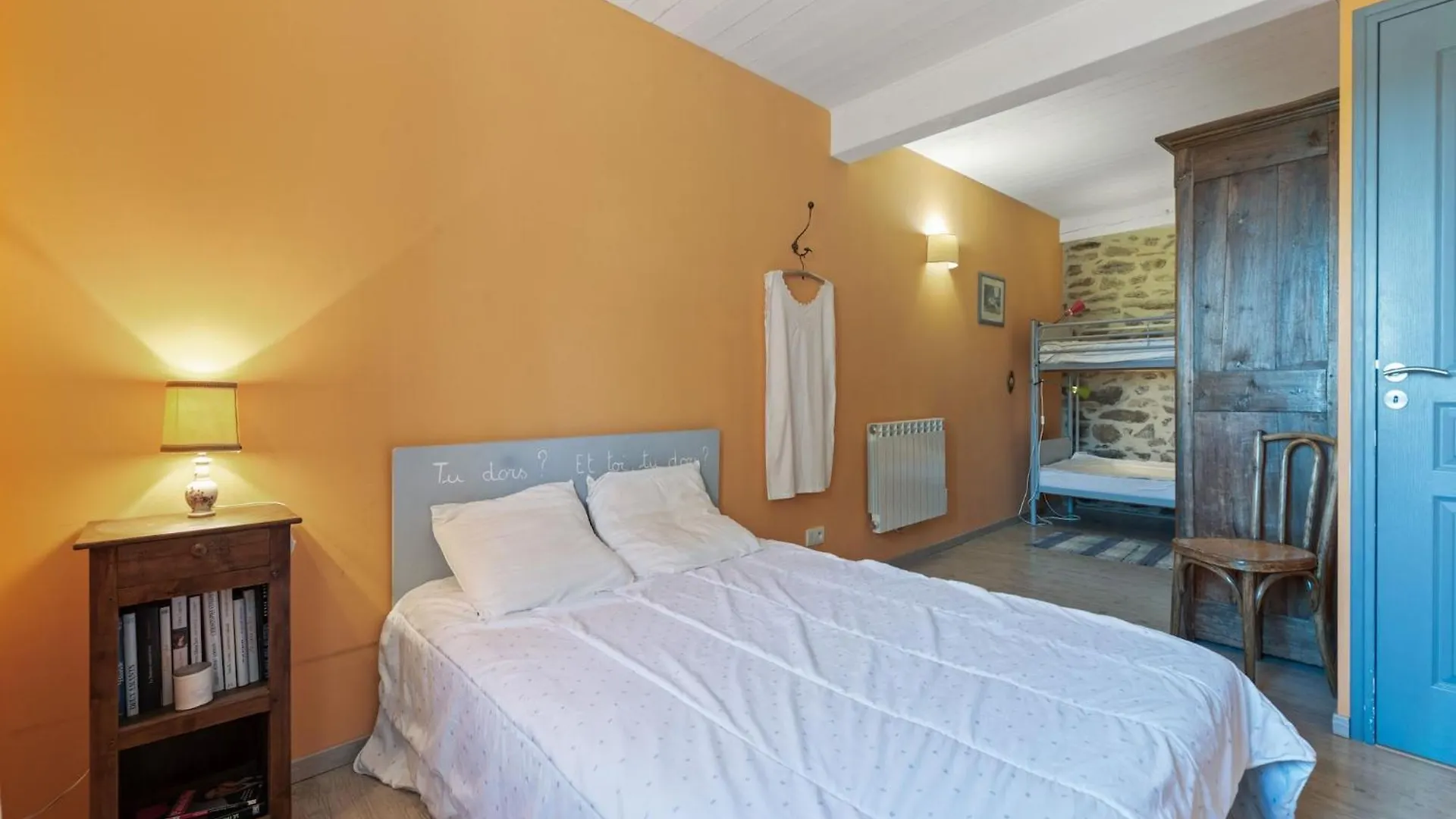 Holiday Home In Saint Beauzire With Garden And Private Terrace Saint-Beauzire (Haute-Loire)