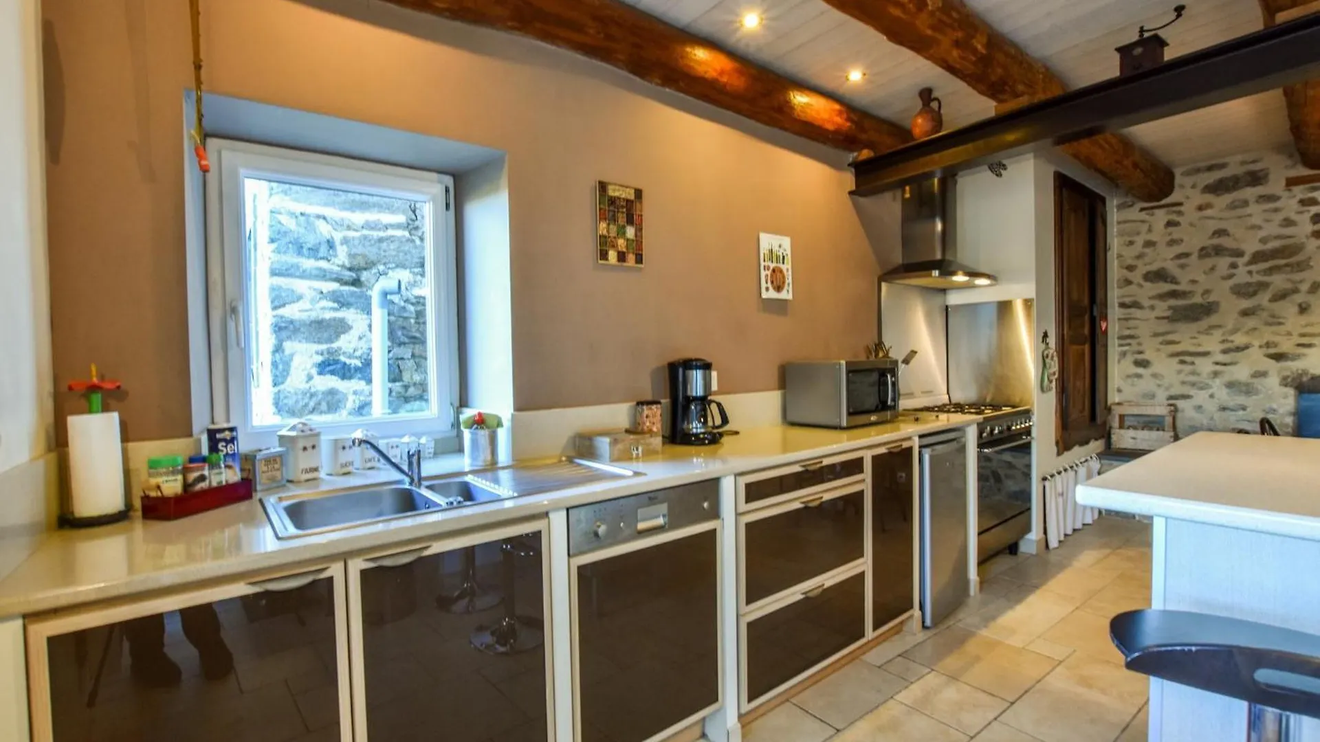 Holiday Home In Saint Beauzire With Garden And Private Terrace 0*, Saint-Beauzire (Haute-Loire) France