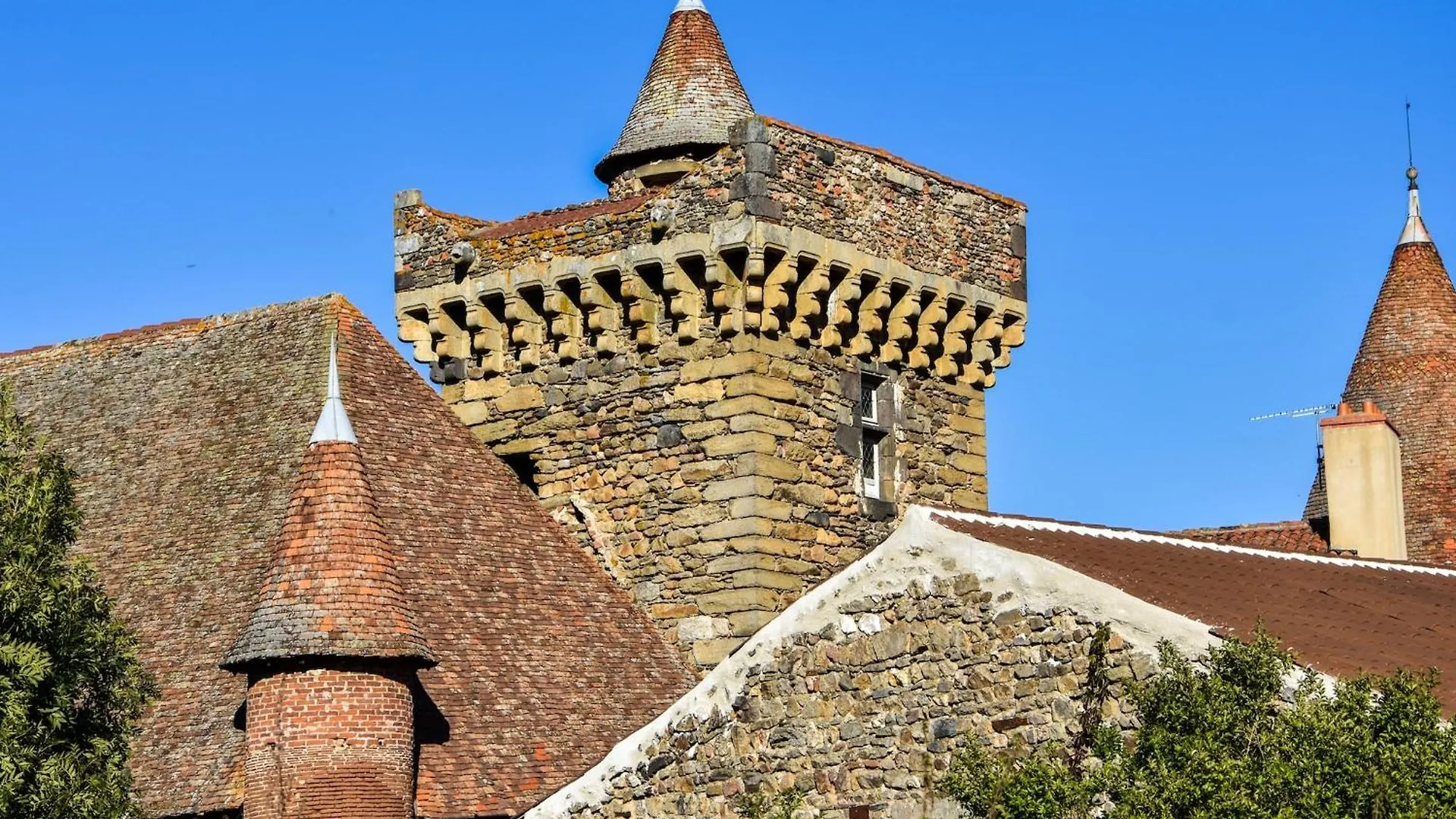 Holiday Home In Saint Beauzire With Garden And Private Terrace  Saint-Beauzire (Haute-Loire)